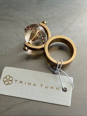 New Trina Turk Swivel/ Spinner Glass Orb Ring